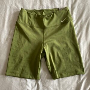 Nike 7” Biker Shorts